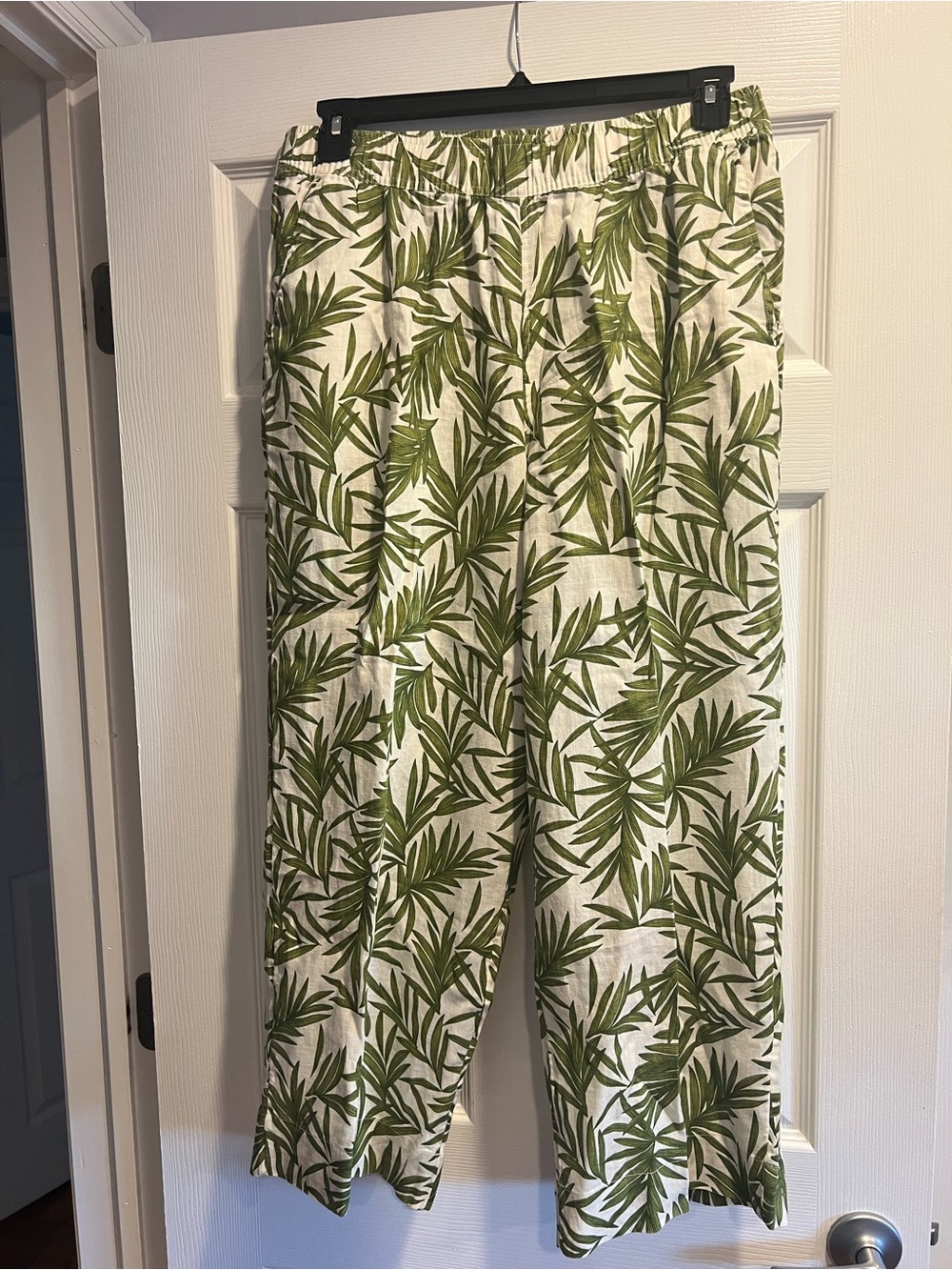 Nicole Miller Green Leaf Print Wide-Leg Pants